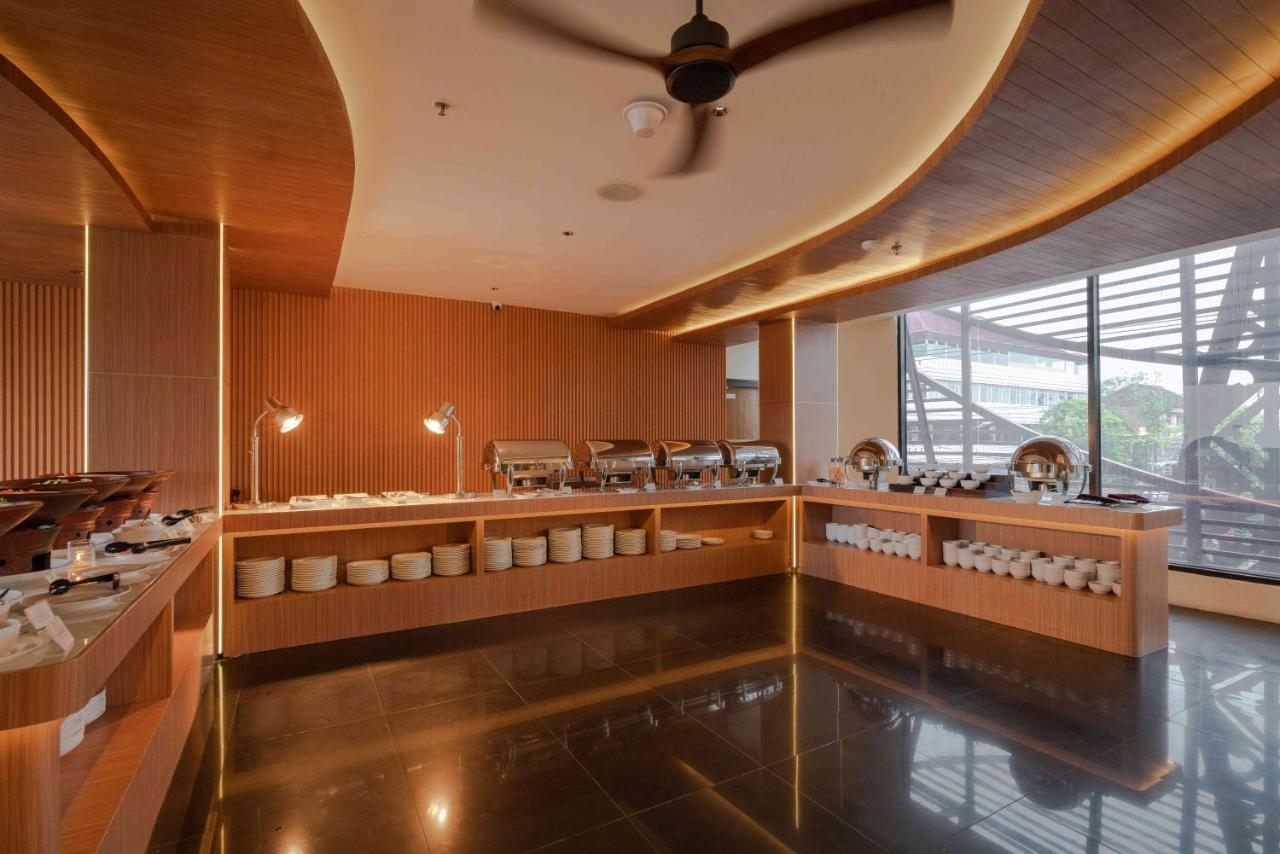 Park Regis Kuta Hotel Kuta Lombok Eksteriør billede